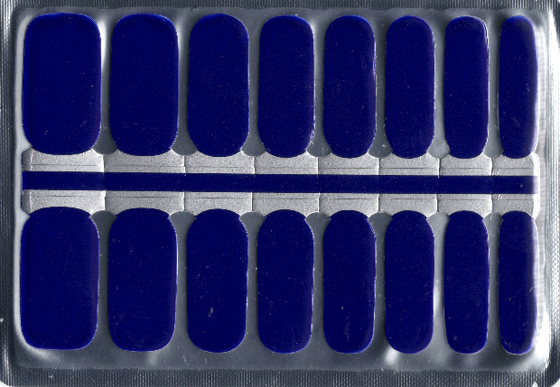 16 Blue nail wraps in a silver package